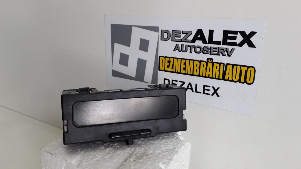 Display Renault megane 2 8200350498--A