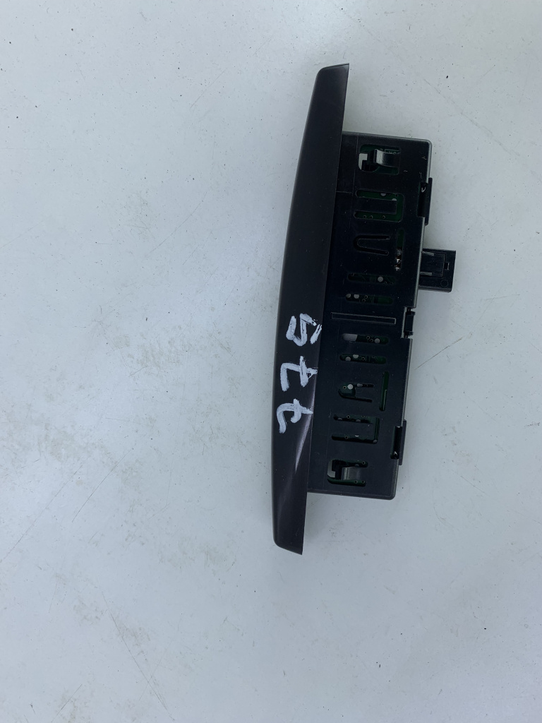 Display senzor parcare Mercedes-Benz C CLASS W204 