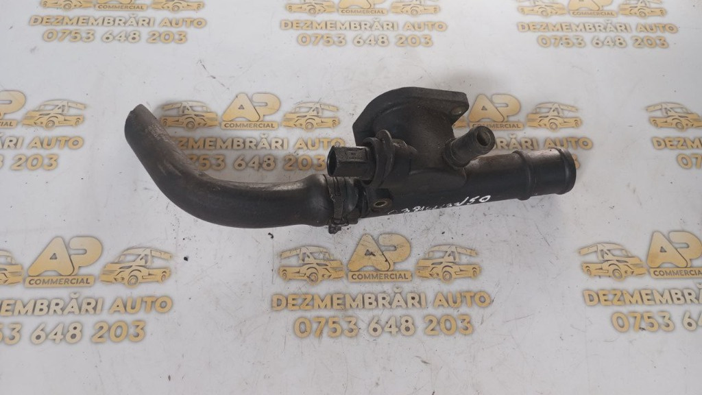 Distribuitor apa SEAT Ibiza III Hatchback (6L) 1.9 SDI 64 CP cod: 038121133