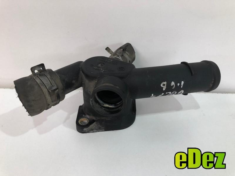 Distribuitor apa Volkswagen Golf 4 (1997-2005) 1.6 benzina 06a121133d