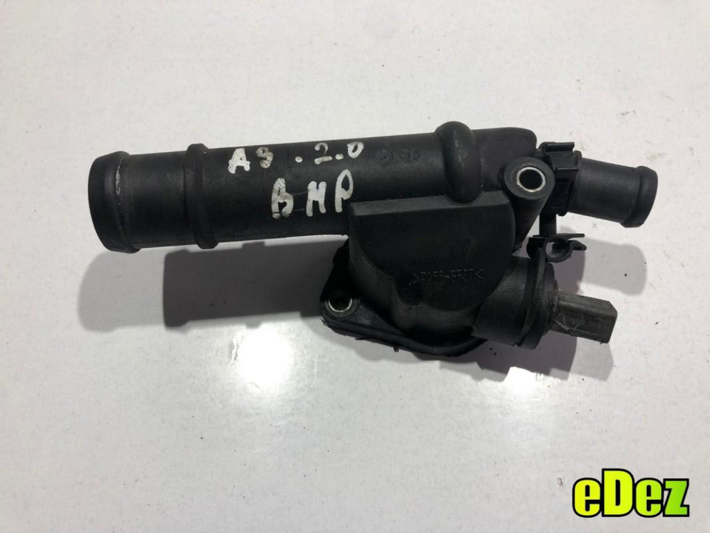 Distribuitor apa Volkswagen Jetta 3 (1992-1998) 1.6 2.0 tdi 03g121132b