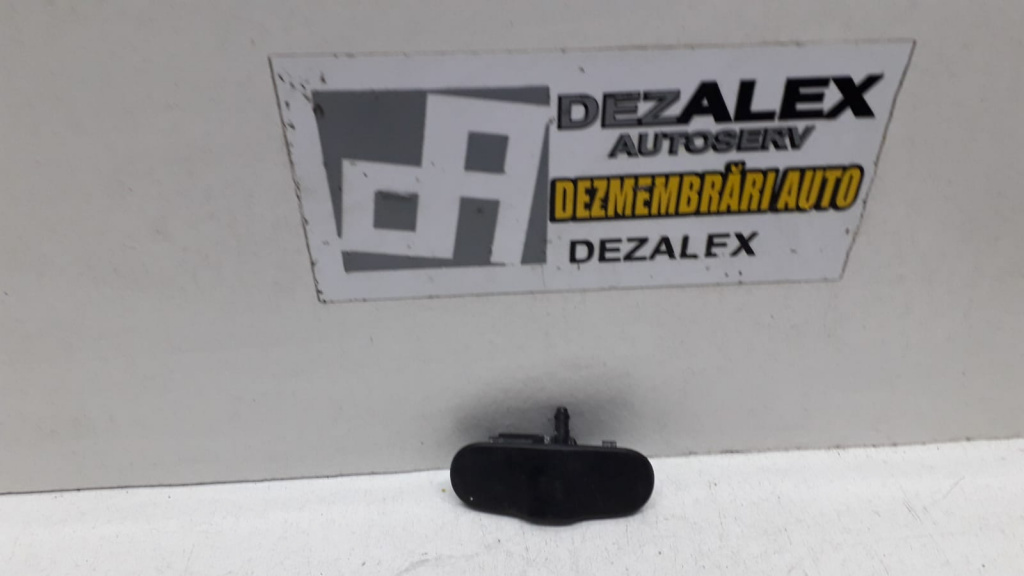 Duza spalare parbriz Audi a4 cod 8t0955988b