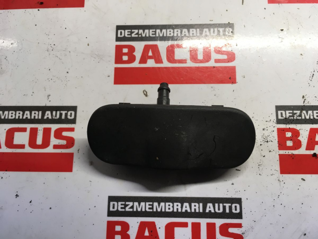 Duza spalator parbriz Audi A4 B8 cod: 8t0955987b