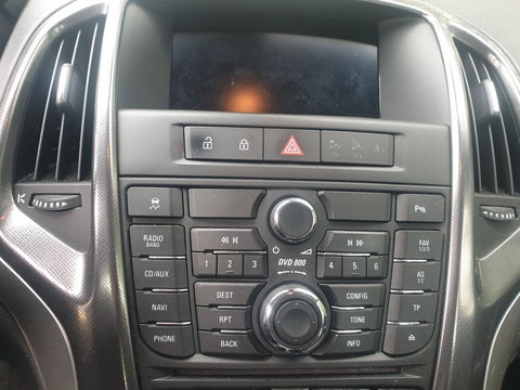 Dvd800 radio navigatie ecran color butoane bord Opel Astra J