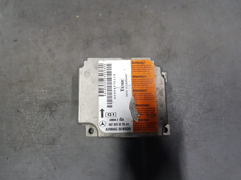 ECU airbag Mercedes-Benz E-Class 002 820 32 26