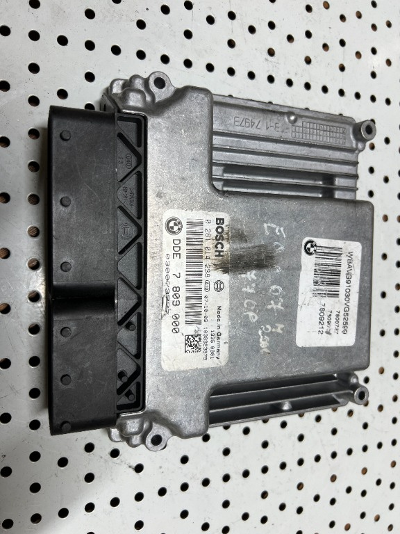 ECU BMW Seria 3 E90 2.0 D Cod : 0281014238 7809000