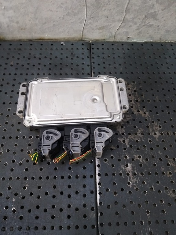 Ecu calculator motor 1.6 b peugeot 307 9