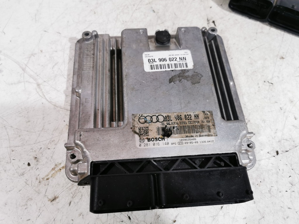 ECU Calculator motor Audi A4 2.0TDI 03L906022NN 0281016140 EDC17CP20 CAGA