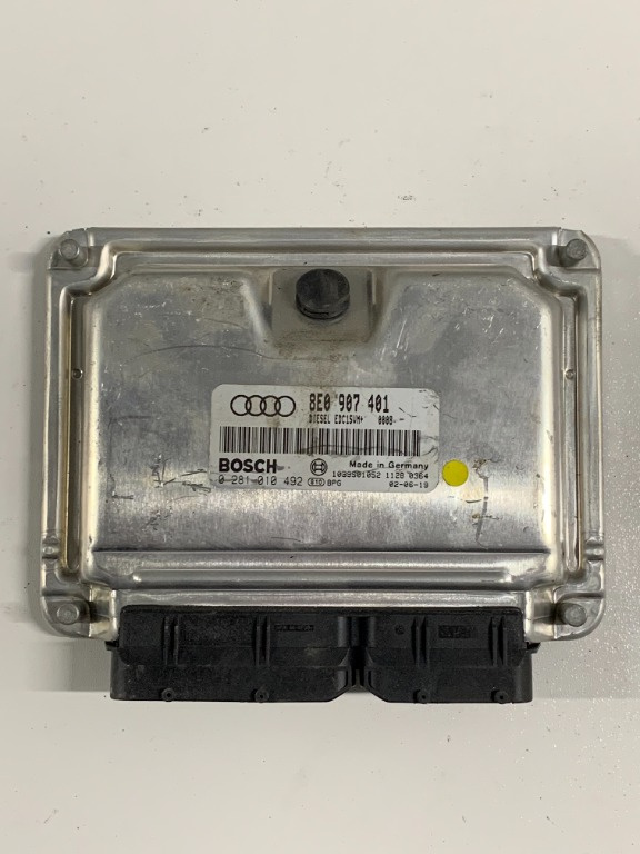 ECU / Calculator Motor Audi A4 2.5 TDI 0281010492 / 8E0907401