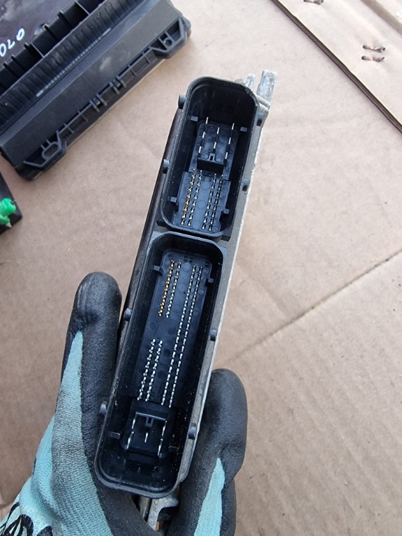 ECU / calculator motor MINI ONE / COOPER