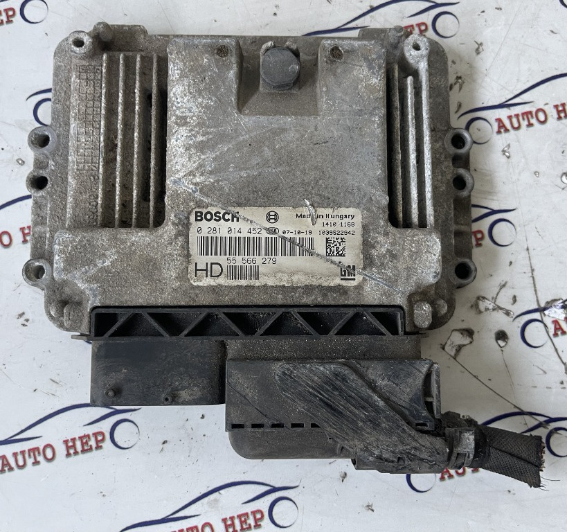 ECU Calculator motor Opel Astra G H Zafira B 55566279 55 566 279 0281014452 0 281 014 452