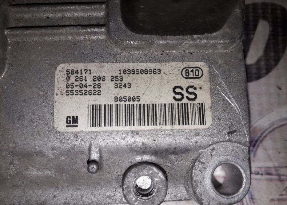 ECU Calculator motor Opel Corsa C 1.2 b z12xep 55352622