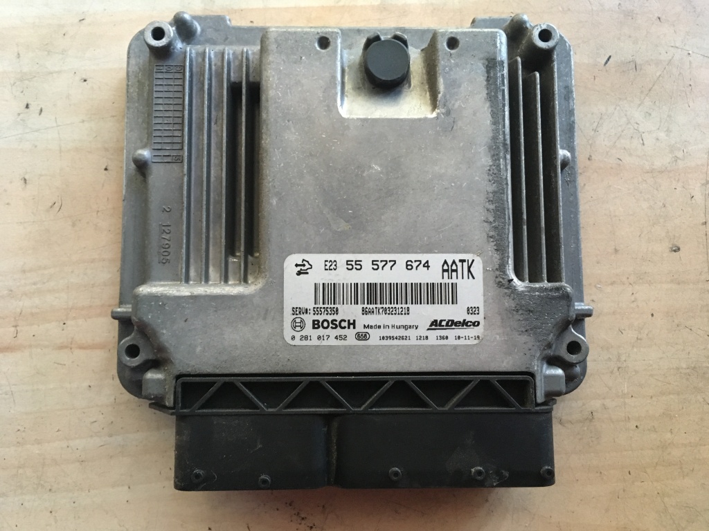 Ecu calculator motor opel insignia 2.0 cdti cod: 55577674 0281017452