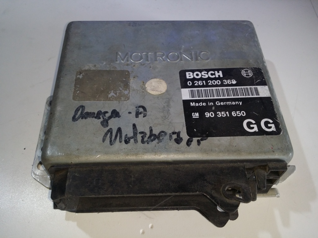 ECU Calculator motor Opel Omega 2.0 0261200368/369 M1.5