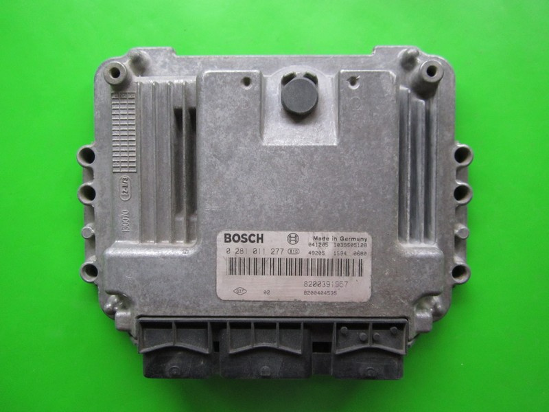 ECU Calculator motor Renault Master 3.0DCI 8200404535 0281011277 EDC16C3 {+