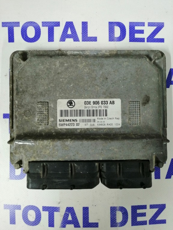 ECU Calculator motor Skoda Fabia 1.2 cod 03E906033AB 5WP44223