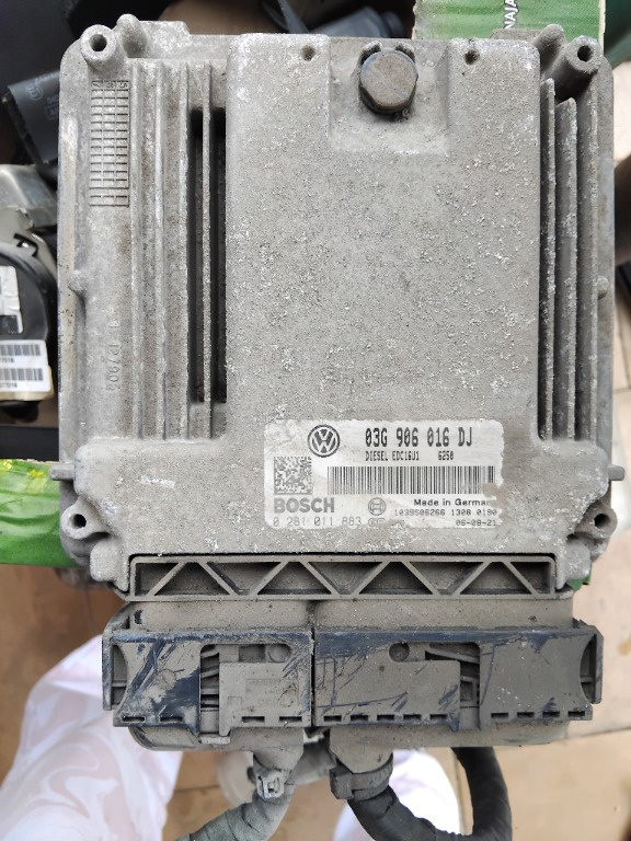 ECU Calculator motor Skoda Octavia 2 1.9 tdi,cod 0281011883 03G906016DJ
