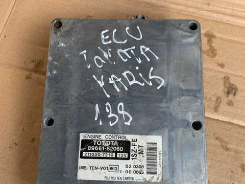ECU Calculator motor Toyota Yaris 1.0 89661-52060 211000-7210