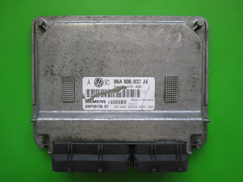 ECU Calculator motor VW Bora 1.6 06A906033AE 5WP40136 SIMOS 3.3A {