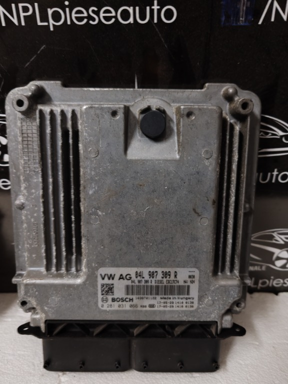 Ecu calculator motor vw passat b8 2.0 tdi CRLB 04L907309R 0281031066 EDC17C74