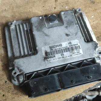 Ecu motor Chevrolet/Opel 96820447