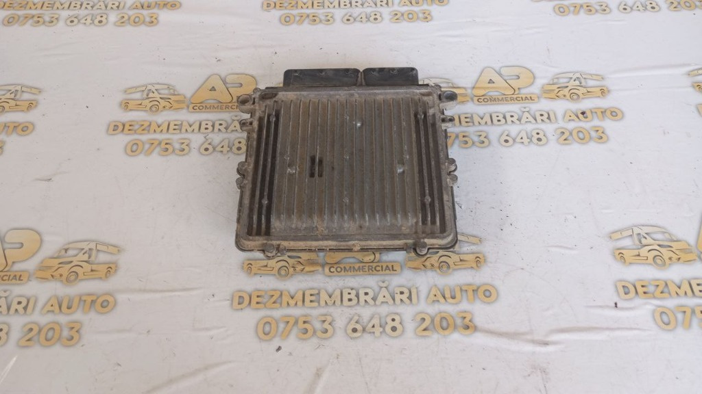 ECU motor Mercedes ML W164 cod: A6421505300