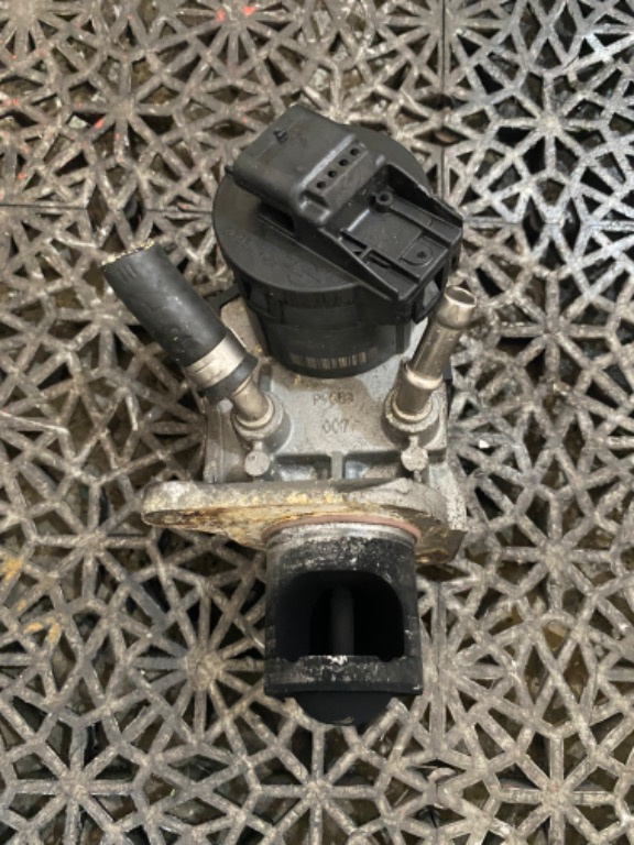 EGR 2.0 d BMW Seria 3 F30 cod 7810871