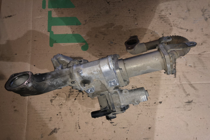 Egr COMPLET CU RACITOR Renault Megane 3 [2008 - 2014] Hatchback 5-usi 1.5 dCi MT (106 hp)
