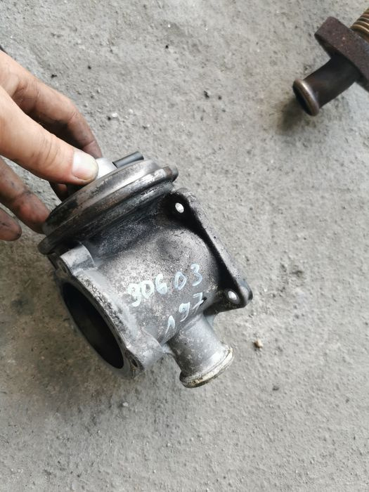 Egr gaze 3.0 M57N2 306D3 197cp bmw seria 5 e60 e61 lci 2007 525