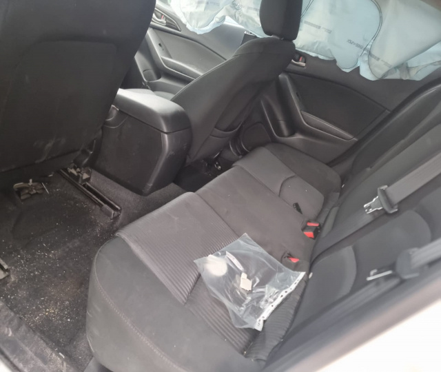 EGR Mazda 3 2015 HatchBack 2.2 d SH