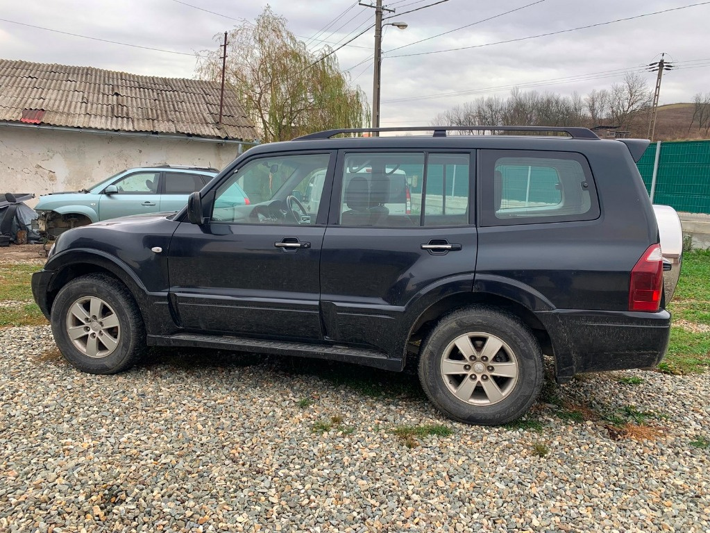 EGR Mitsubishi Pajero 2006 SUV 3.2 Diese