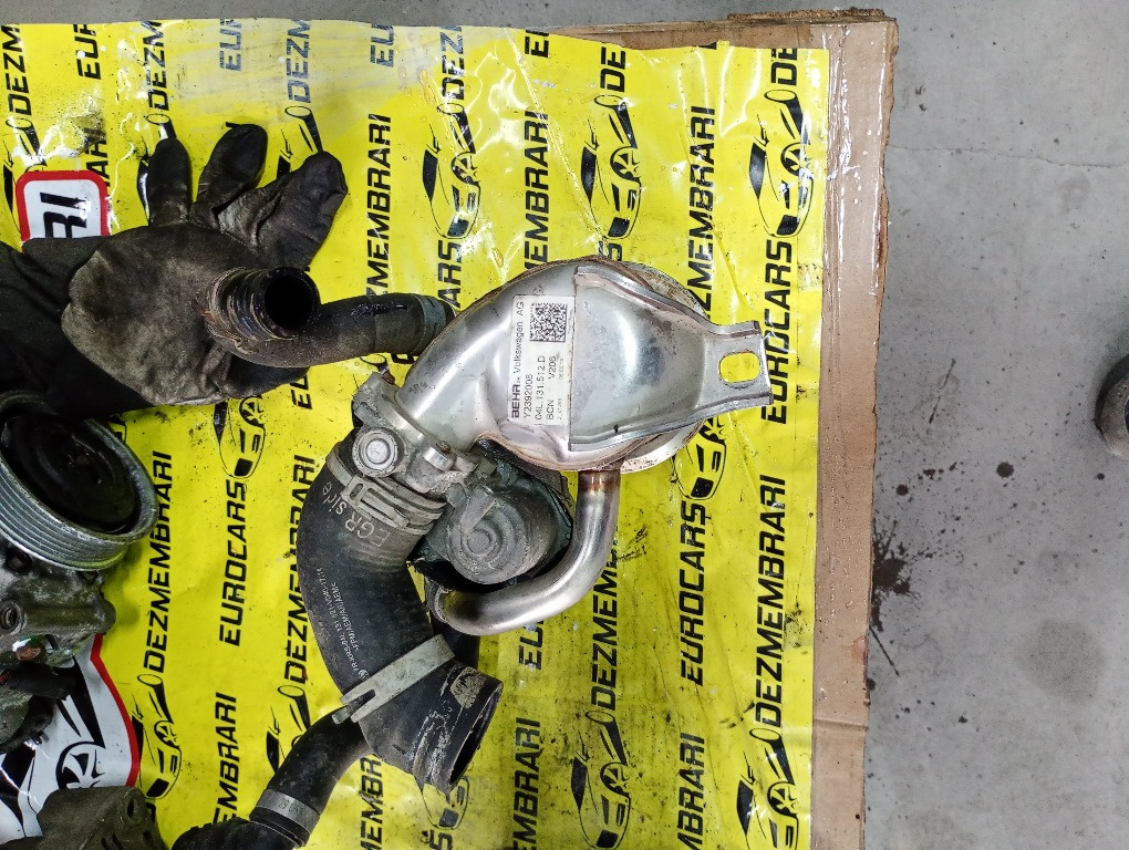 Egr racitor gaze Vw golf 7 motor 1.6 diesel cod Y2392008