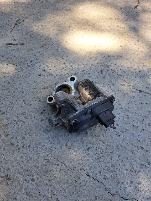 EGR Renault Opel Vivaro B 1.6 DCI cod 8201068965 an 2010 - 2018