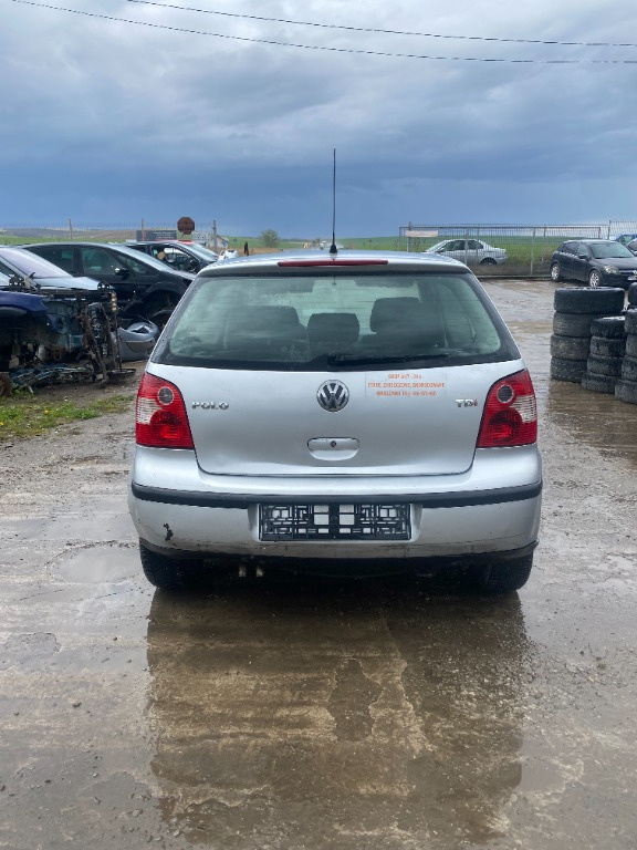 EGR Volkswagen Polo 9N 2003 hatchback 1.