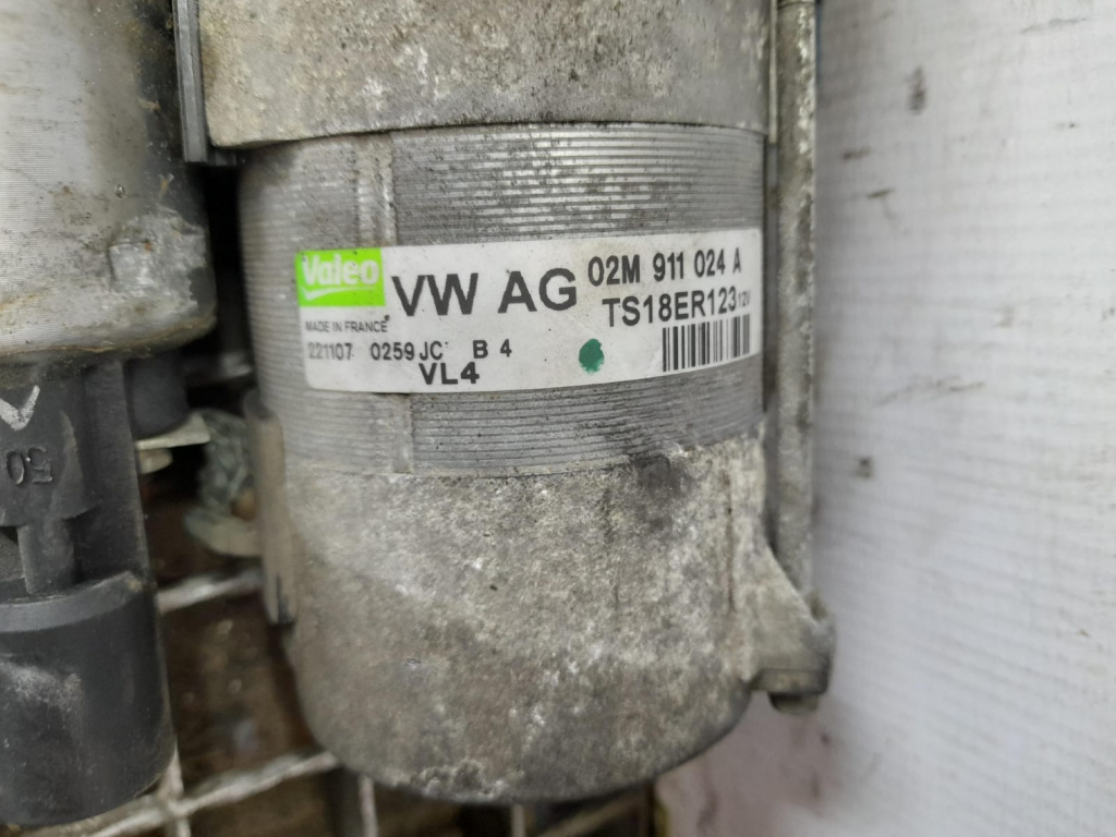 Electromotor 2.0 tdi CBAB 02M911024A Vol