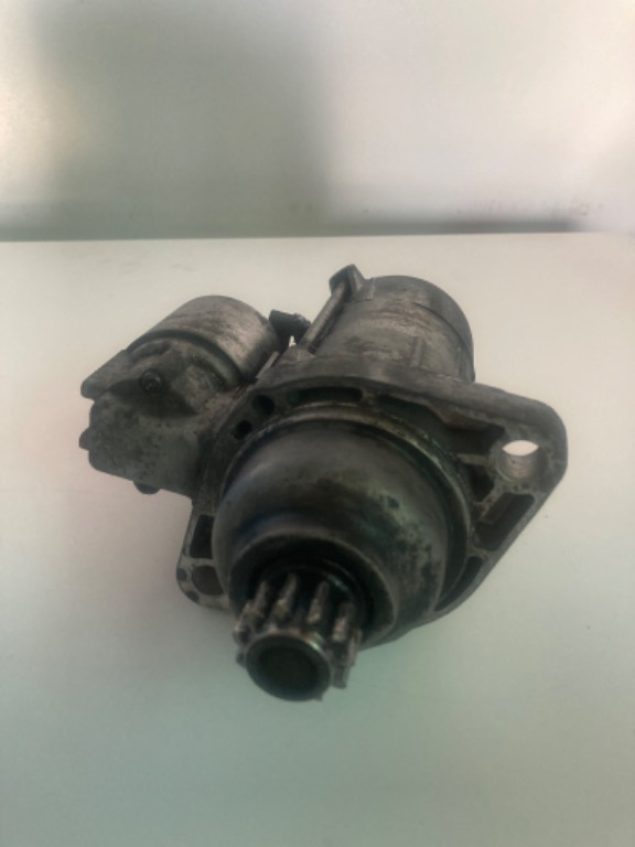 Electromotor Demaror Vw Passat B6 2.0 d BMN 6 Trepte