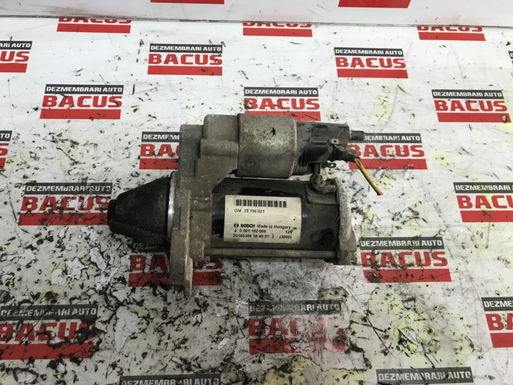 Electromotor Opel Corsa E 1.2 benzina B12XER OE 25196021