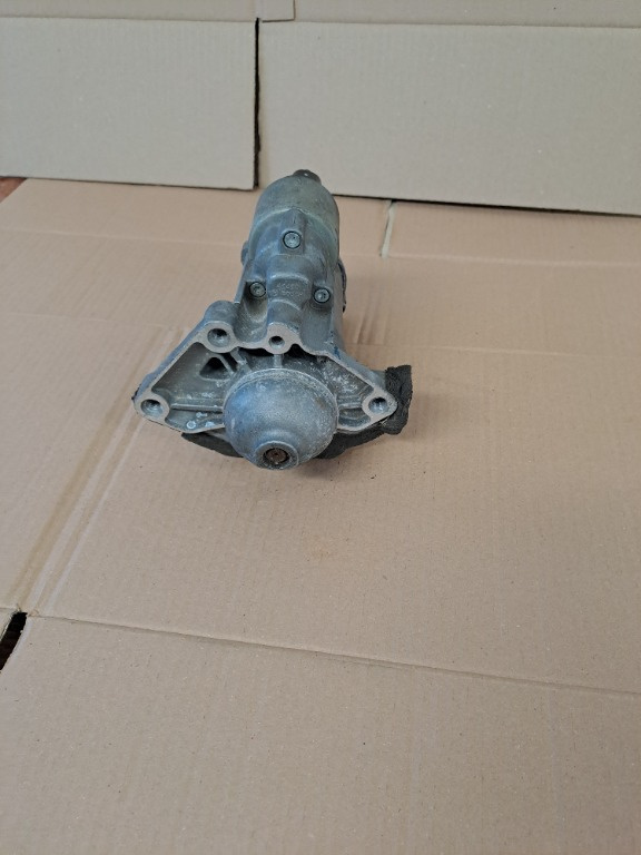 Electromotor Opel Vivaro B 1.6 diesel cod 0001170635/233005513R