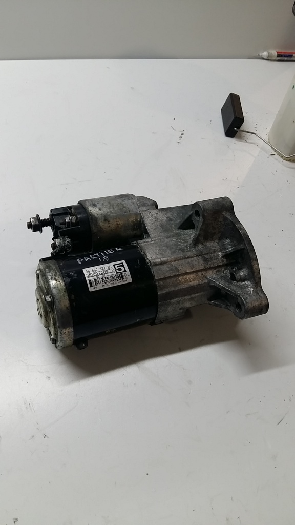 Electromotor pentru Peugeot Partner motorizare 1.9 diesel, cod produs 9656262780