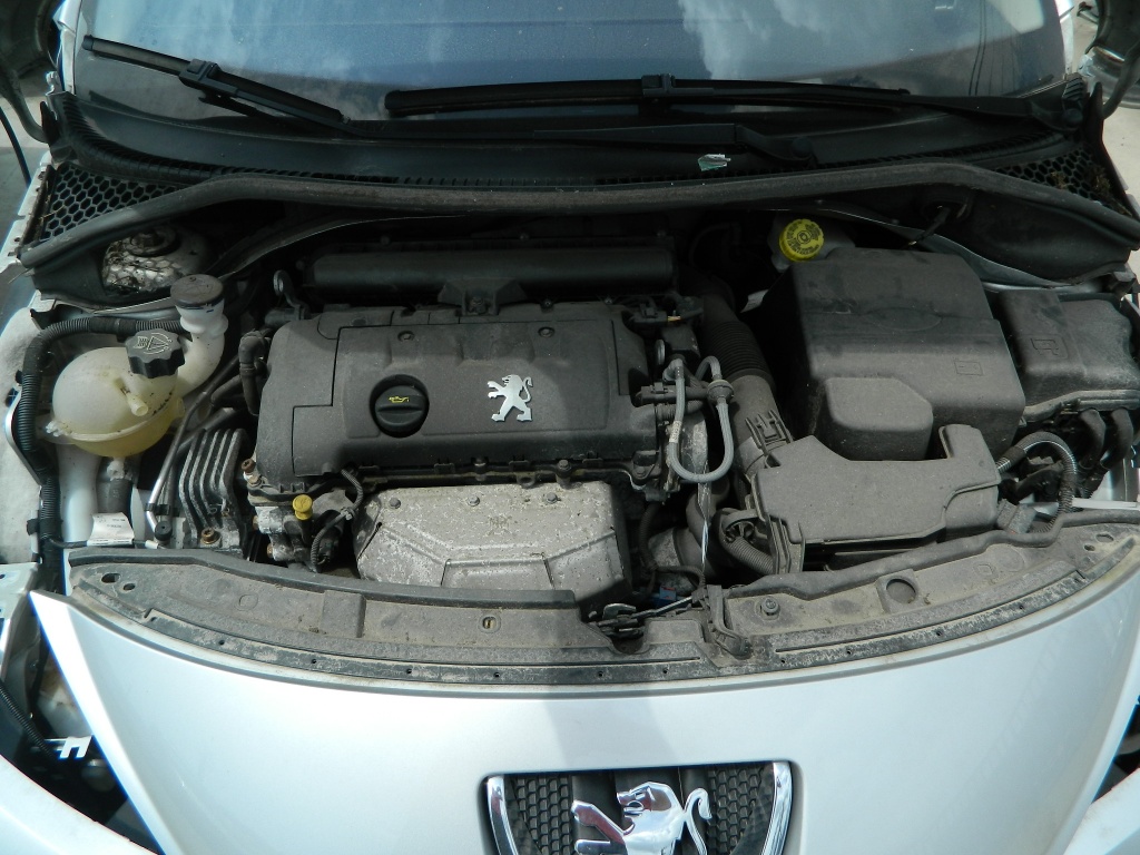 Electromotor Peugeot 207 1.4 benzina hatchback model 2006