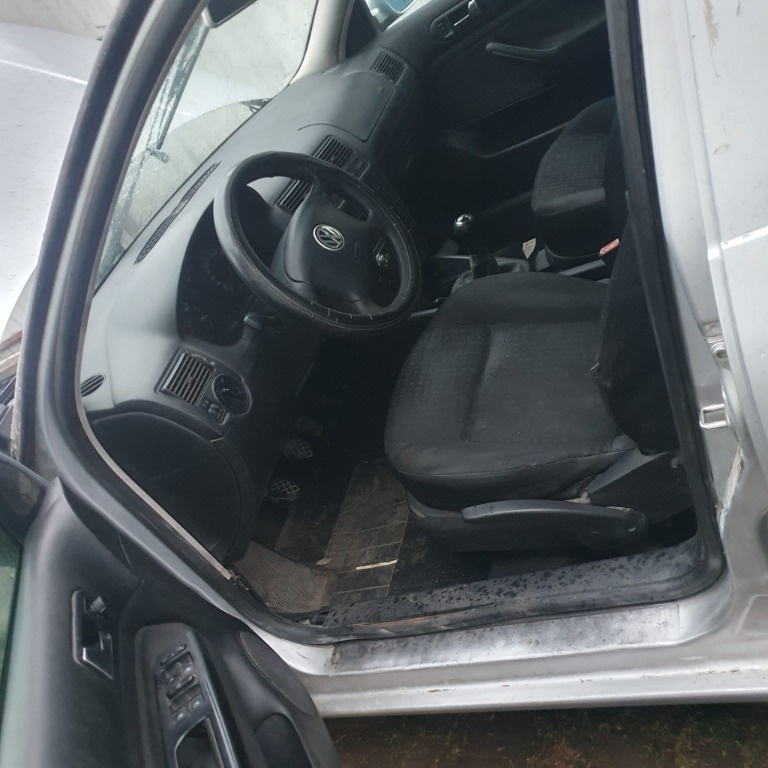 Electromotor Volkswagen Golf 4 2001 brea