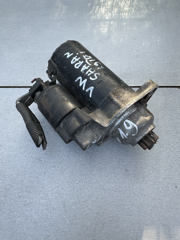 Electromotor Vw Golf 4 1.4 / 1.9 TDI cod 02a911023r an 1998 - 2013