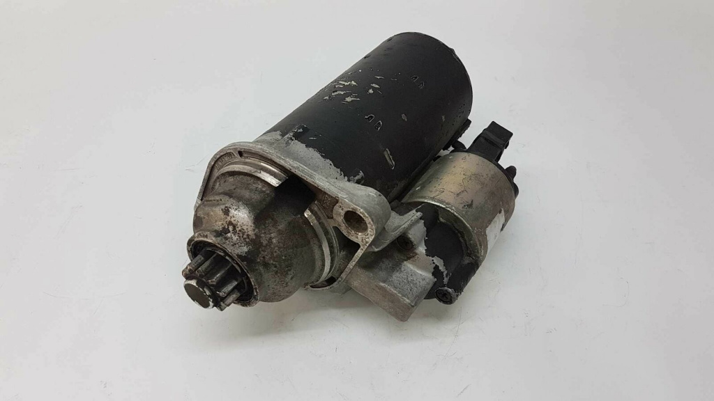 Electromotor VW New Beetle Cabriolet 2005/07-2010/09 1.9 TDI 77KW 105CP Cod 02A911023R