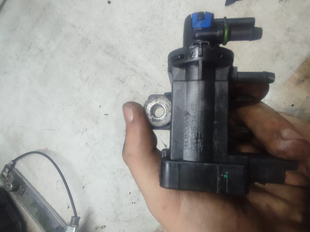 Electrovalva supapa vacuum 9808206880 2.