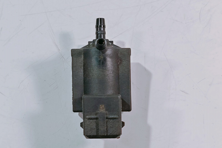 Electrovalva vacuum 7810831 BMW X5 E70 [