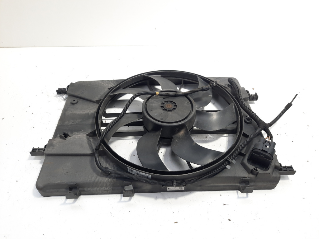 Electroventilator, cod GM52420908, Opel Astra J GTC, 1.7 CDTI, A17DTJ (idi:586228)