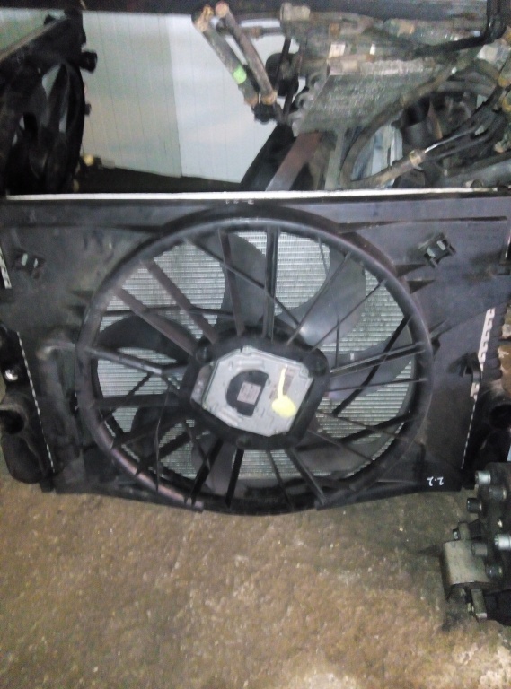 Electroventilator Mercedes e220 cdi w211