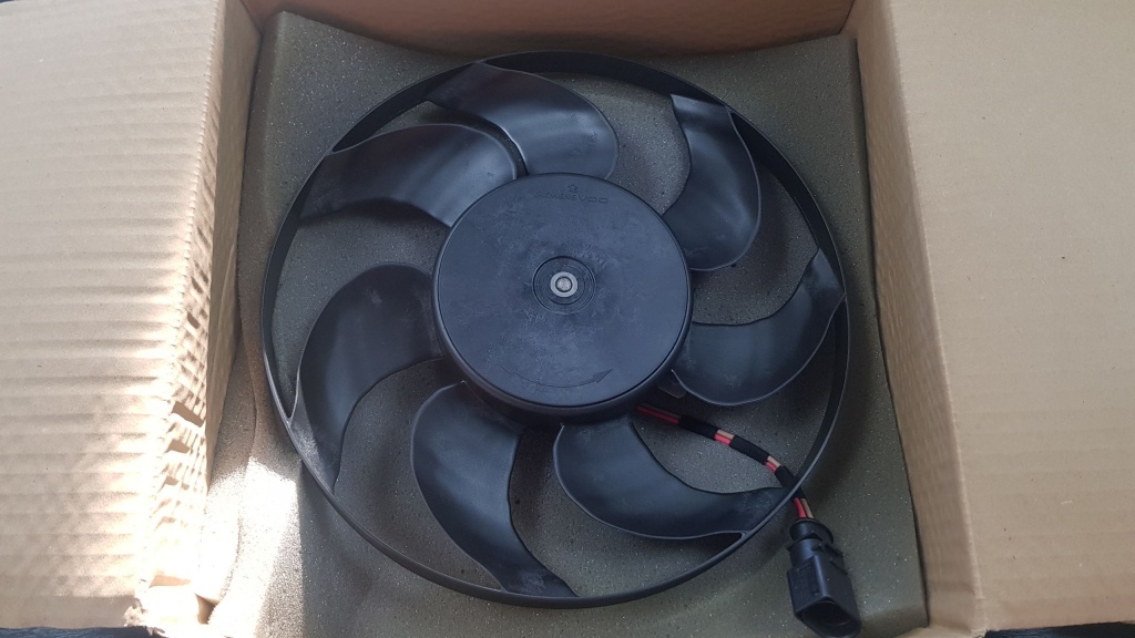 Electroventilator mic Volkswagen Golf 5, Skoda Octavia 2 Seat Leon