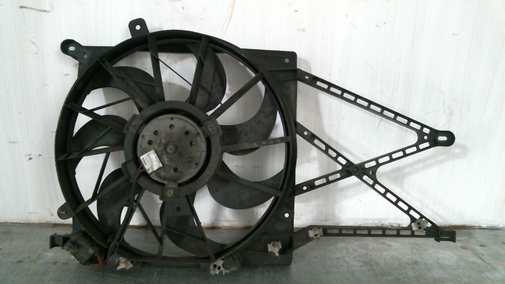 Electroventilator Opel Astra G 2004/03-2008/01 1.6 16V 74KW 101CP Cod 90570739