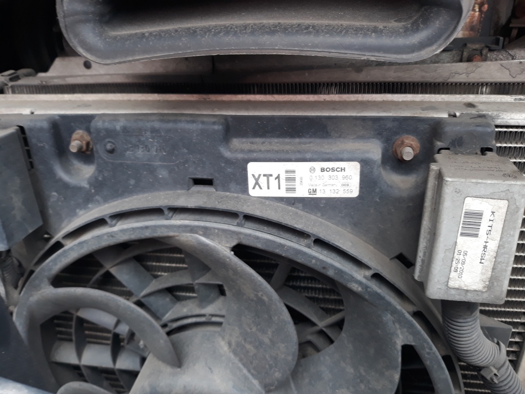 Electroventilator Opel Zafira B cod: 0130303960